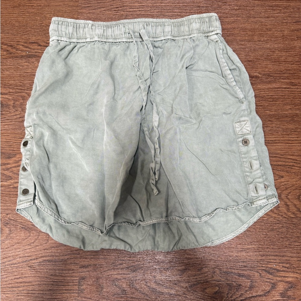 C&C California Olive Green Skirt